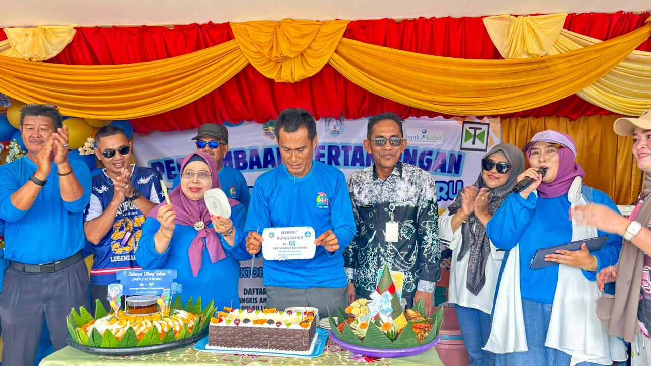 HUT ke-66 SMP Negeri 2 Kotabaru Jadi Ajang Prestasi dan Silaturahmi HUT ke-66 SMP Negeri 2 Kotabaru Jadi Ajang Prestasi dan Silaturahmi