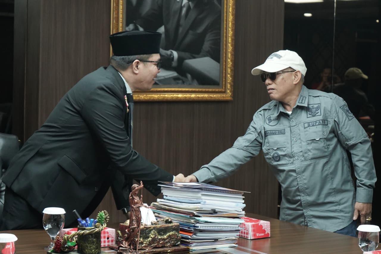 Bahas Percepatan Pembangunan Bupati Kotabaru Kunjungi Pemerintah Kota Samarinda