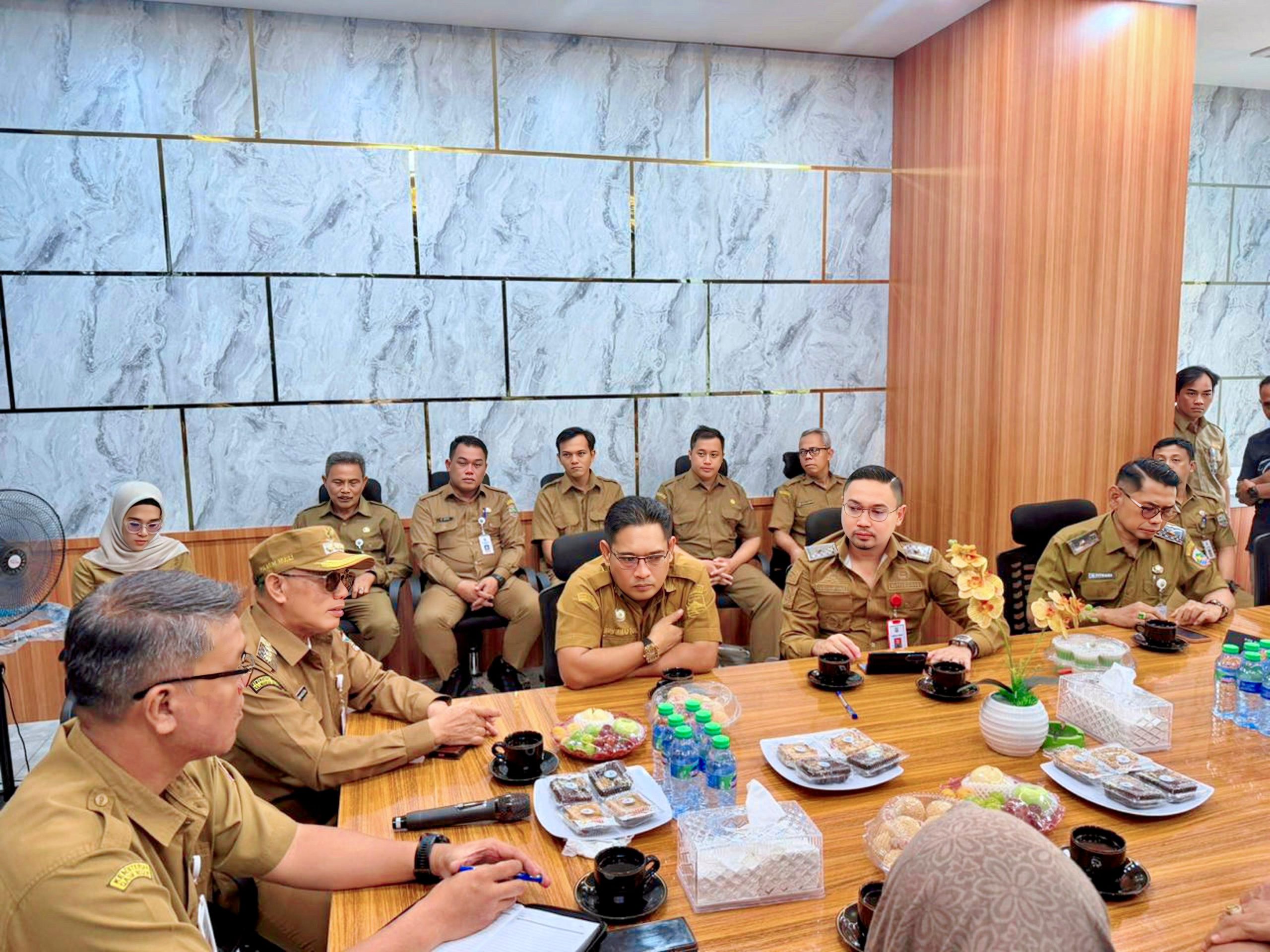 Satukan Visi misi arah pembangunan bersama SKPD, Bupati Kotabaru Sambangi Gedung Abdi Negara
