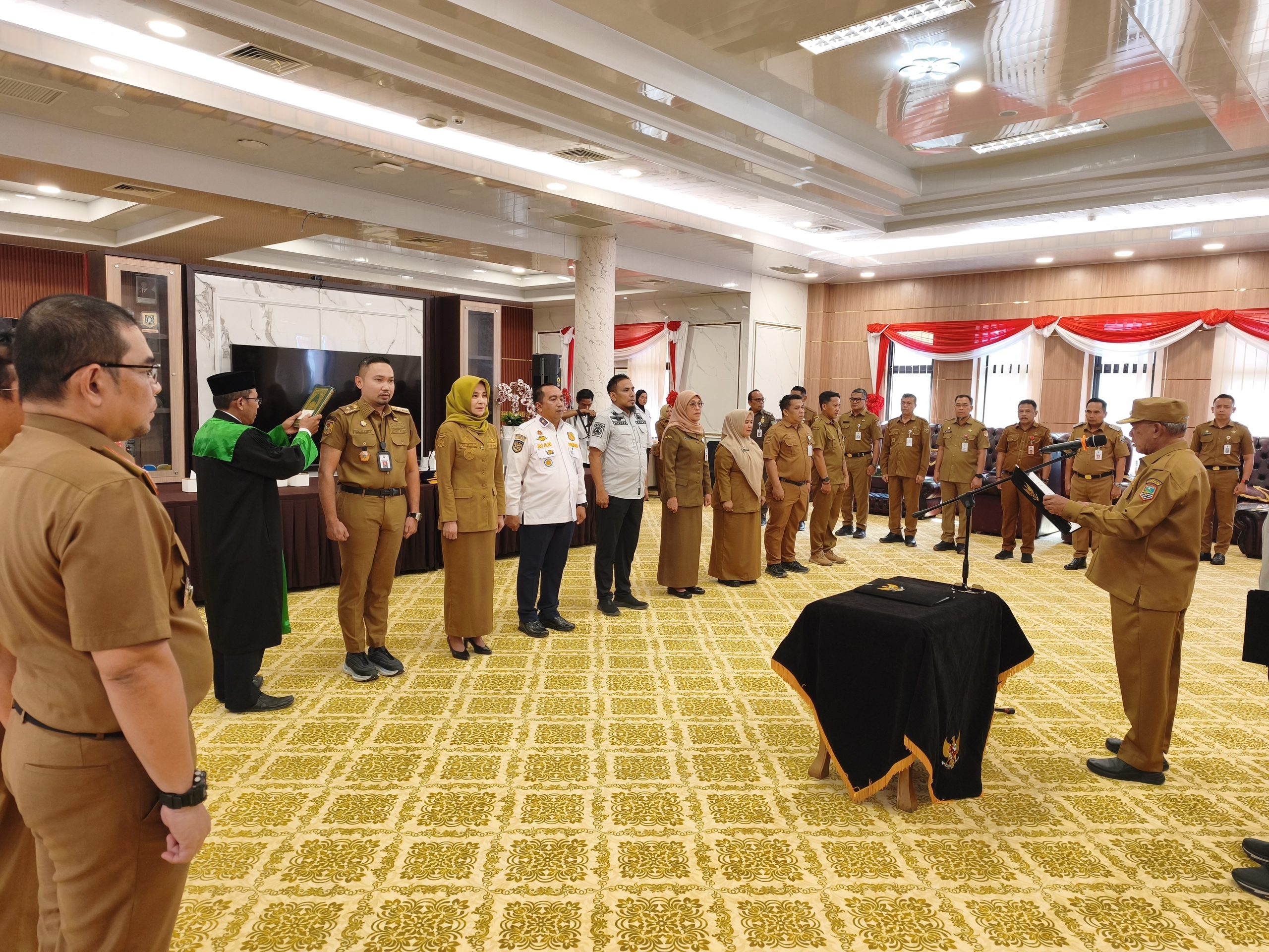 Bupati Kotabaru Lantik JPT Pratama dan Administrator