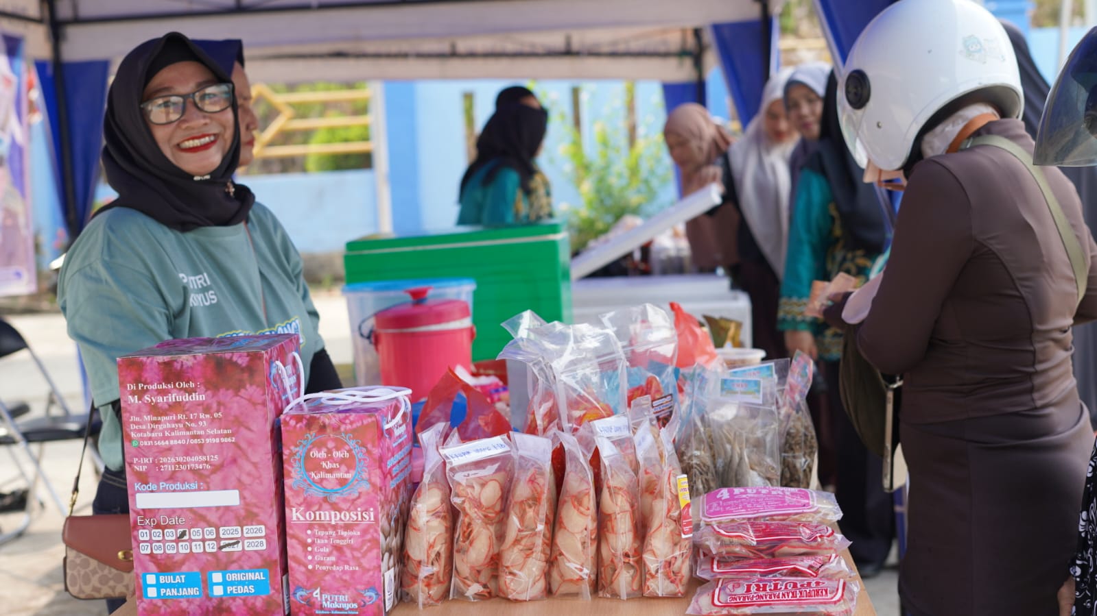 Dinas Perikanan Kotabaru Gelar Gerai Ikan Murah, Warga Antusias Berbelanja