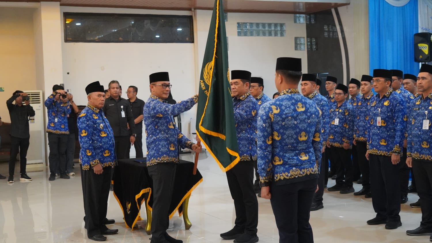 Pengukuhan KORPRI Kotabaru, Kepala BKN RI Tekankan Pelayanan Digital dan Promosi Potensi Daerah